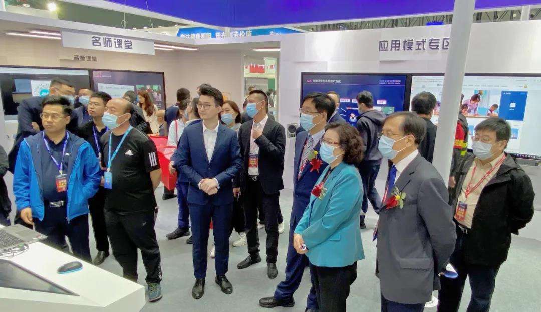 河北展，奧威亞“三個(gè)課堂”引全場(chǎng)矚目