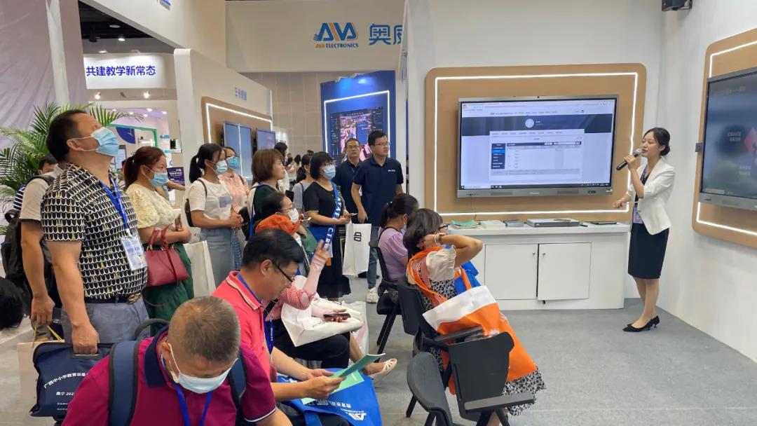 廣西展，奧威亞“三個(gè)課堂”倍受矚目