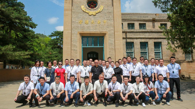奧威亞黨政領(lǐng)導(dǎo)班子黨史學(xué)習(xí)擴(kuò)大會(huì)議暨年中業(yè)務(wù)研究會(huì)議順利召開5.png 奧威亞黨政領(lǐng)導(dǎo)班子黨史學(xué)習(xí)擴(kuò)大會(huì)議暨年中業(yè)務(wù)研究會(huì)議順利召開5.png